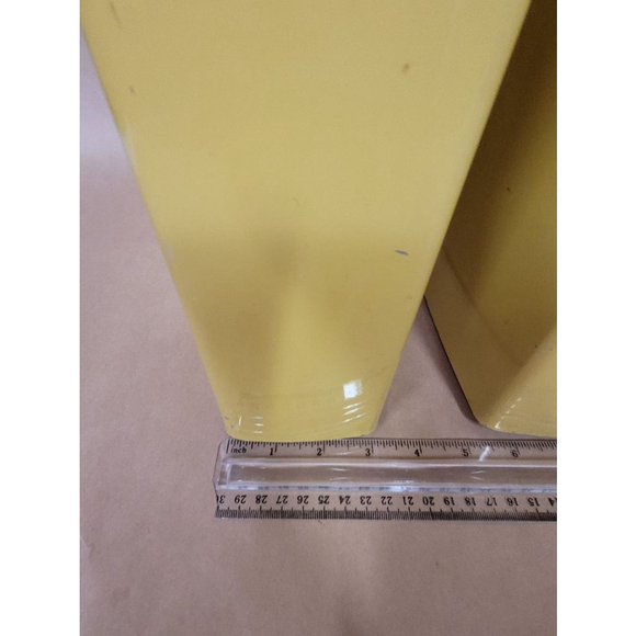 Vintage Lincoln Beautyeare Set of 2 Yellow Metal Storage Containers with Lids - Picture 13 of 16